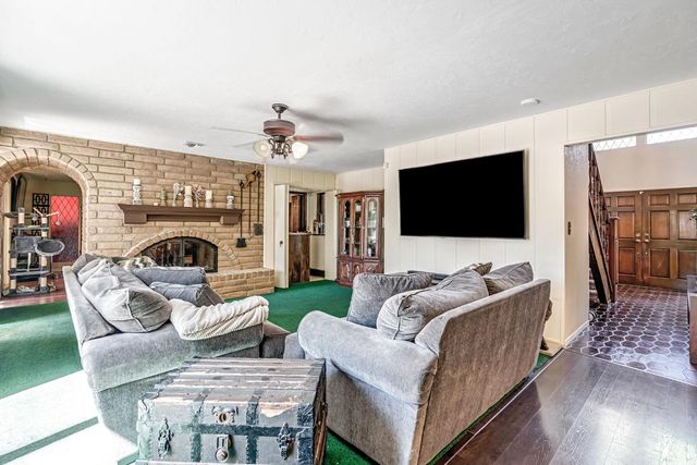 5626 E Butler Avenue, Fresno, CA 93727