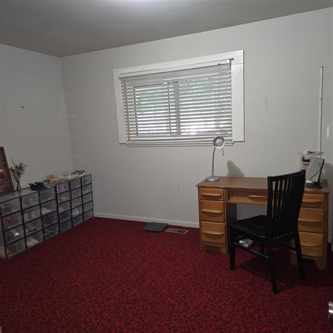 2569 Easy Street, Ann Arbor, MI 48104