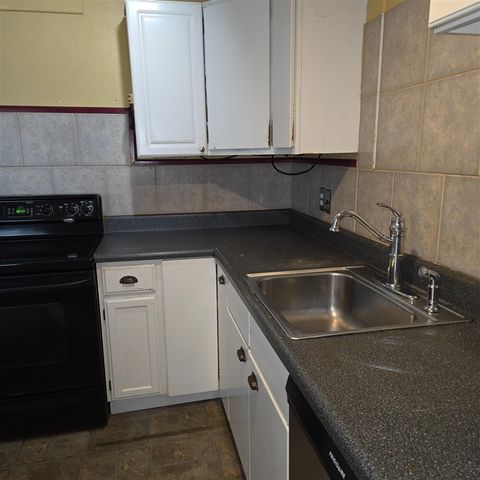 2569 Easy Street, Ann Arbor, MI 48104