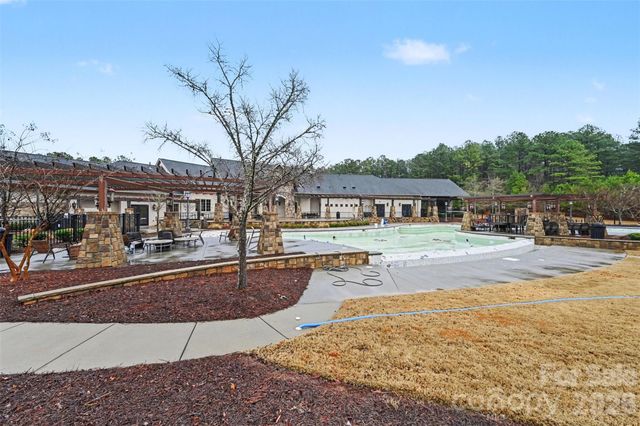 6302 Chimney Bluff Road, Lancaster, SC 29720