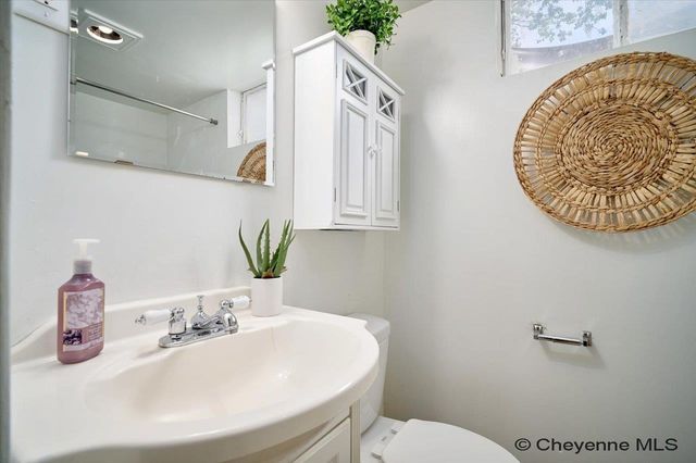 3509 FRONTIER ST, Cheyenne, WY 82001