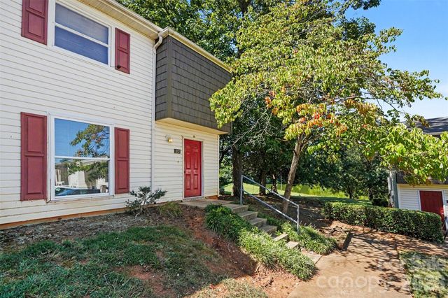 7964 Shady Oak Trail 212, Charlotte, NC 28210