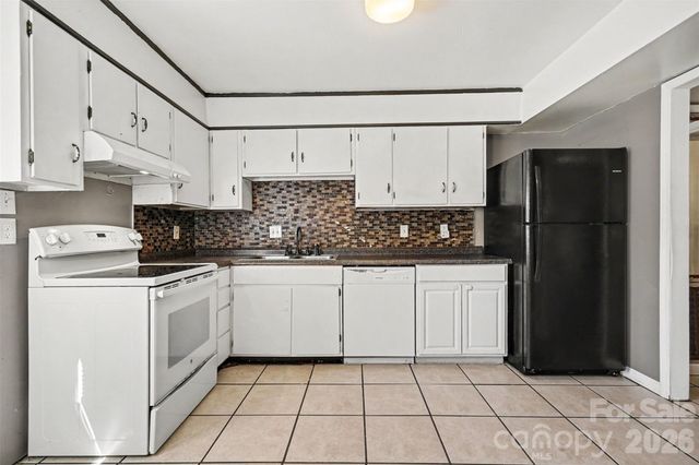 7964 Shady Oak Trail 212, Charlotte, NC 28210