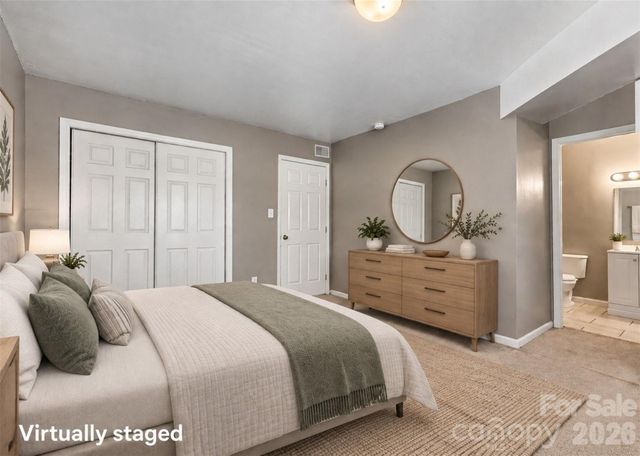 7964 Shady Oak Trail 212, Charlotte, NC 28210