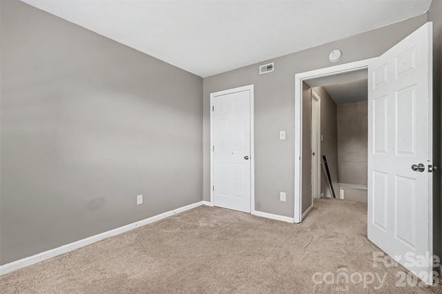 7964 Shady Oak Trail 212, Charlotte, NC 28210