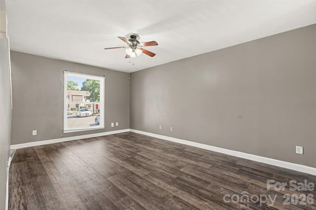7964 Shady Oak Trail 212, Charlotte, NC 28210