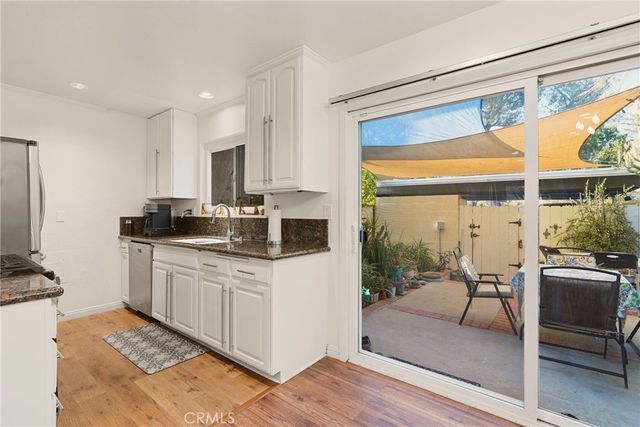 6663 Wilbur 21, Reseda, CA 91335