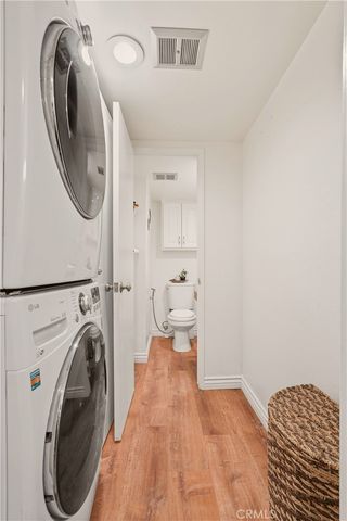 6663 Wilbur 21, Reseda, CA 91335