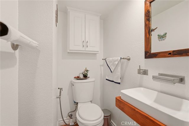 6663 Wilbur 21, Reseda, CA 91335