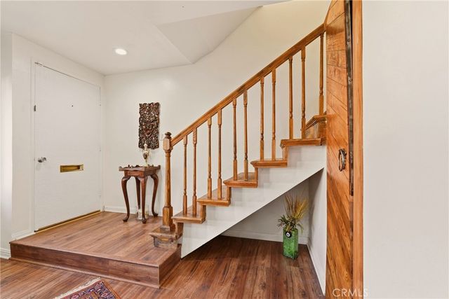 6663 Wilbur 21, Reseda, CA 91335
