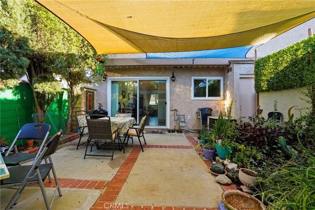 6663 Wilbur 21, Reseda, CA 91335
