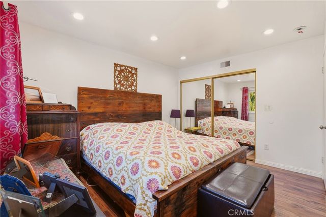 6663 Wilbur 21, Reseda, CA 91335