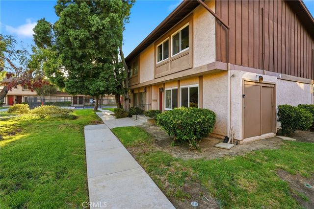 6663 Wilbur 21, Reseda, CA 91335