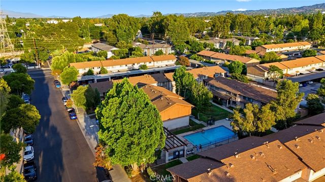 6663 Wilbur 21, Reseda, CA 91335