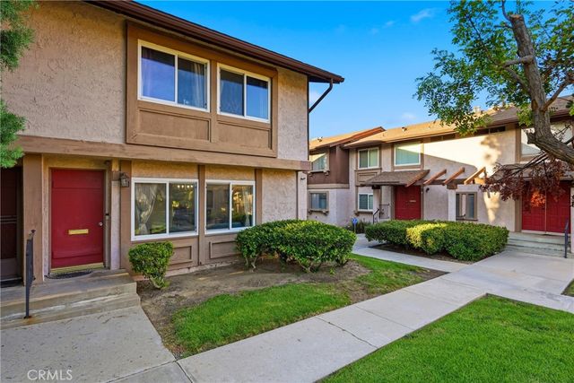 6663 Wilbur 21, Reseda, CA 91335