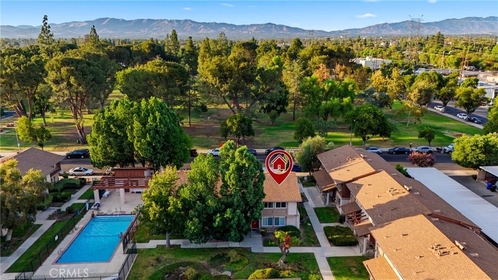 6663 Wilbur 21, Reseda, CA 91335