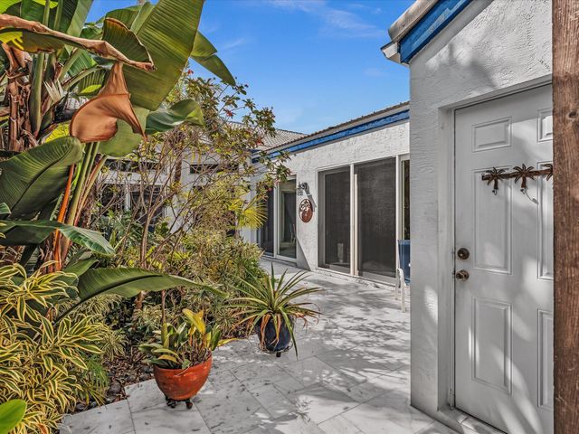 3700 Mykonos Court, Boca Raton, FL 33487