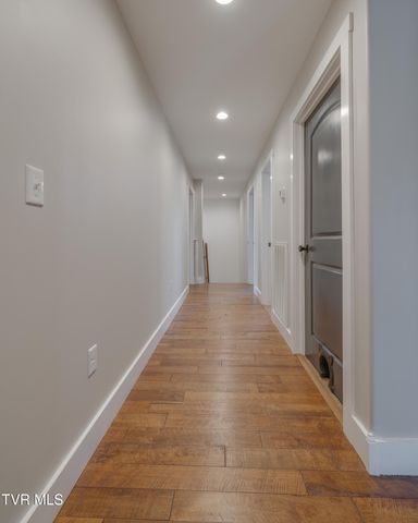 369 Old Embreeville Road, Jonesborough, TN 37659