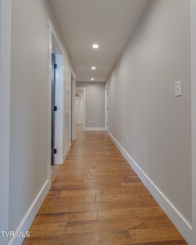 369 Old Embreeville Road, Jonesborough, TN 37659