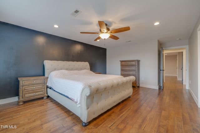 369 Old Embreeville Road, Jonesborough, TN 37659