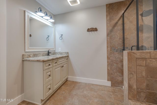 369 Old Embreeville Road, Jonesborough, TN 37659