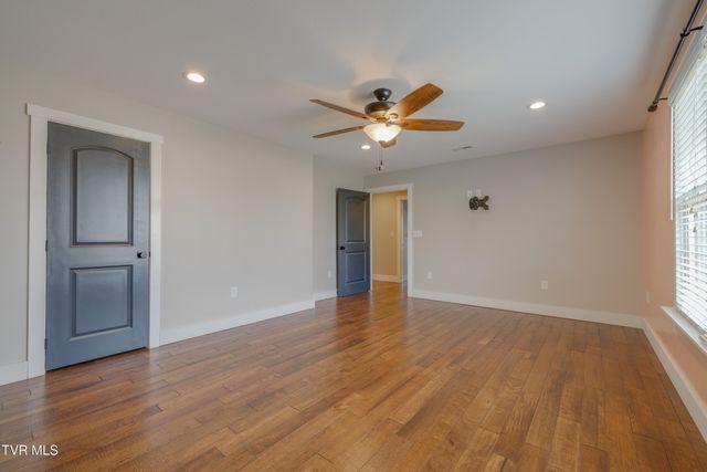 369 Old Embreeville Road, Jonesborough, TN 37659