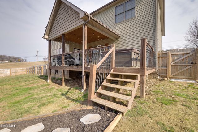 369 Old Embreeville Road, Jonesborough, TN 37659