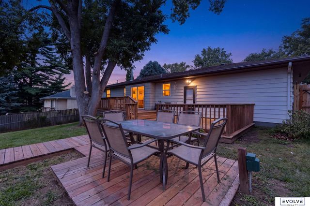 3711 Groves Road, Bellevue, NE 68147