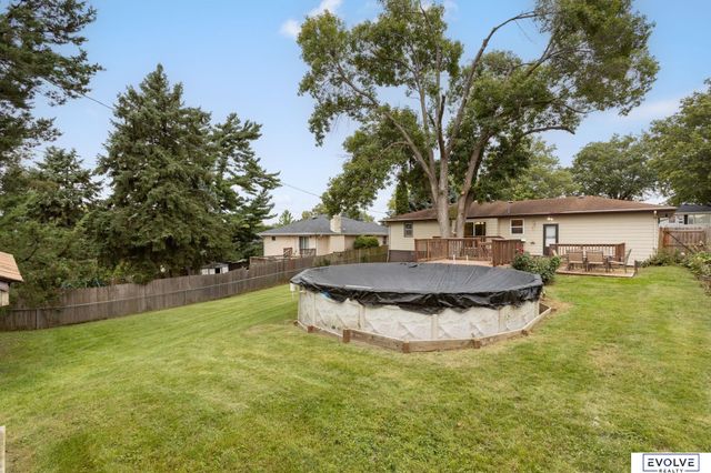 3711 Groves Road, Bellevue, NE 68147