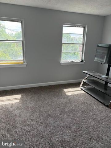 3024 M ST SE, Washington, DC 20019