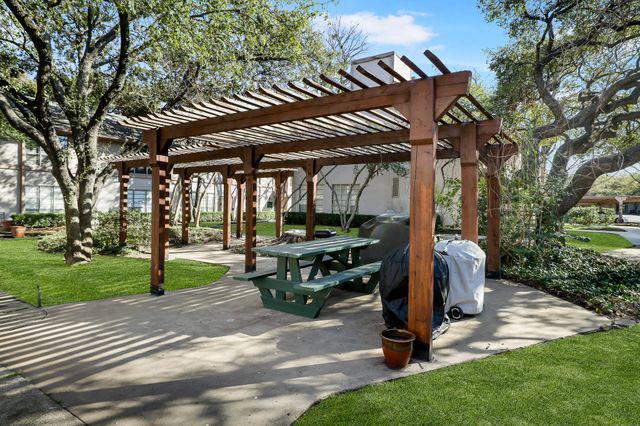 10580 High Hollows Drive T272, Dallas, TX 75230