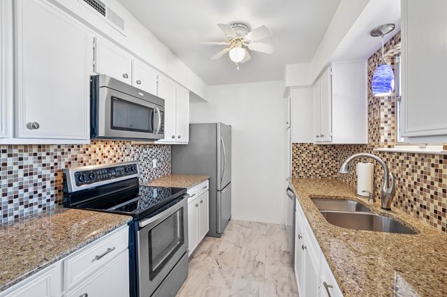 10580 High Hollows Drive T272, Dallas, TX 75230