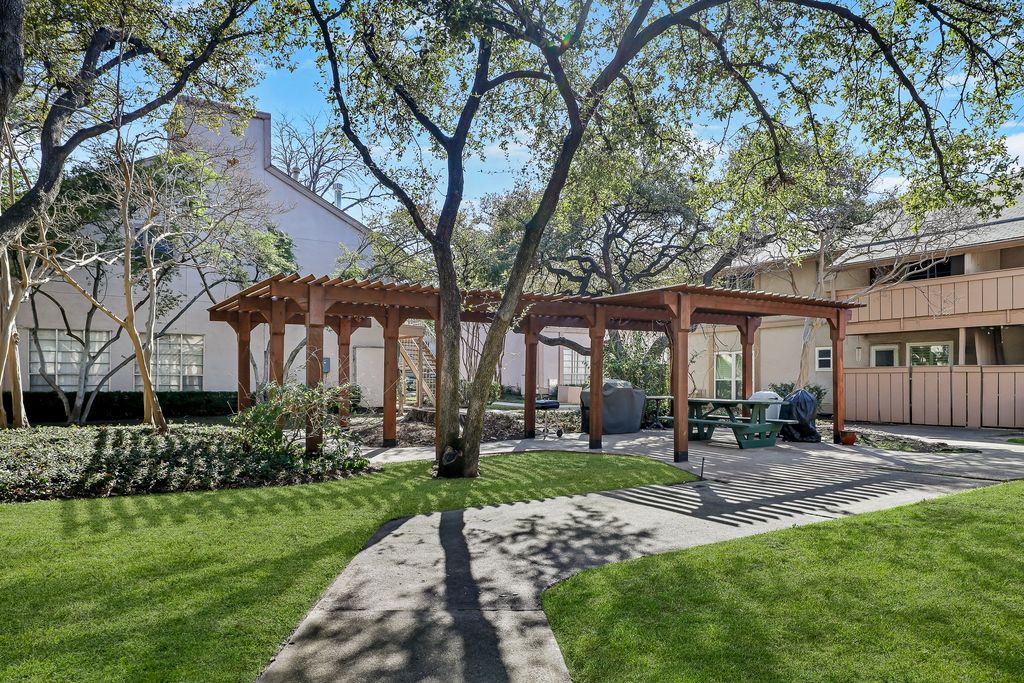 10580 High Hollows Drive T272, Dallas, TX 75230