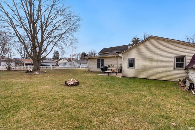 951 E Clark Street, Warsaw, IN 46580