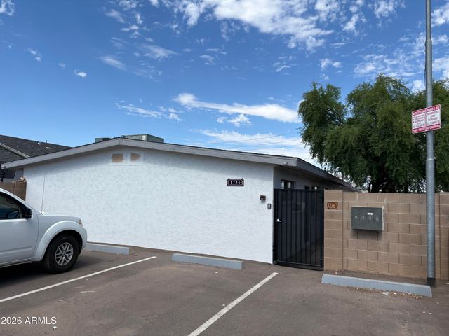 1736 W SHERMAN Street B, Phoenix, AZ 85007