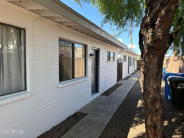 1736 W SHERMAN Street B, Phoenix, AZ 85007