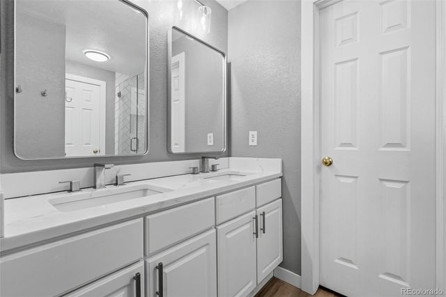 5410 S Nepal Court, Centennial, CO 80015