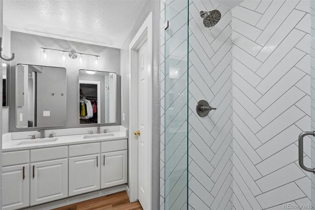 5410 S Nepal Court, Centennial, CO 80015