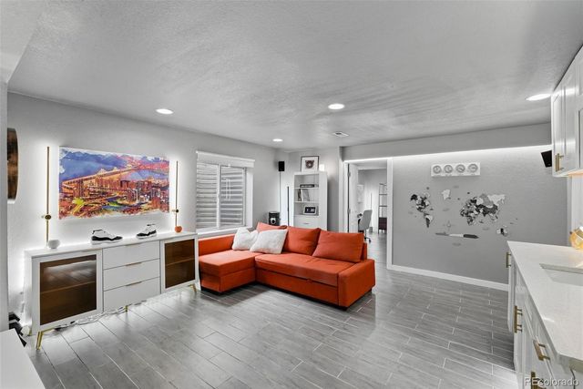 5410 S Nepal Court, Centennial, CO 80015