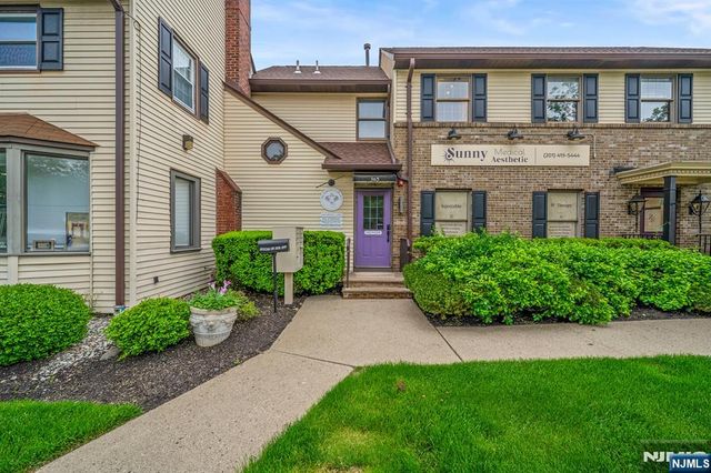 365 Franklin Avenue 203, Wyckoff, NJ 07481