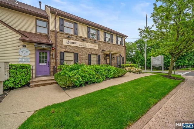 365 Franklin Avenue 203, Wyckoff, NJ 07481