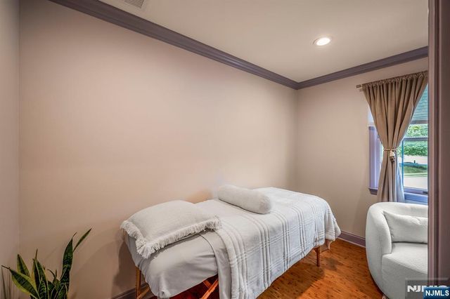 365 Franklin Avenue 203, Wyckoff, NJ 07481