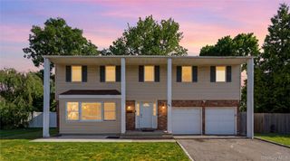 308A S Oyster Bay Road, Syosset, NY 11791