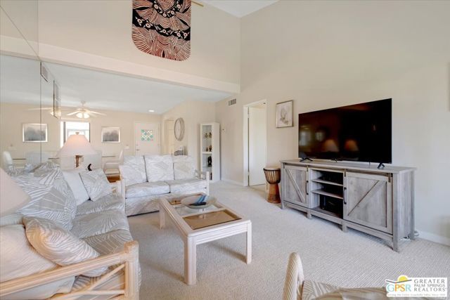 1421 N Sunrise Way 34, Palm Springs, CA 92262