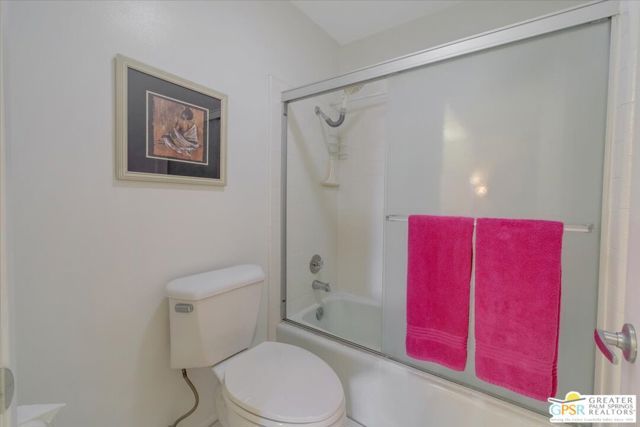 1421 N Sunrise Way 34, Palm Springs, CA 92262