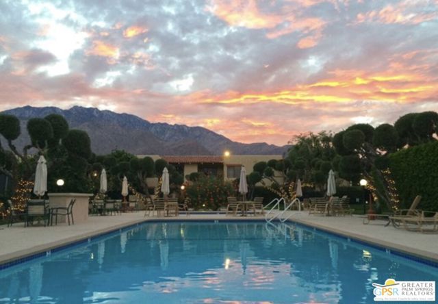 1421 N Sunrise Way 34, Palm Springs, CA 92262
