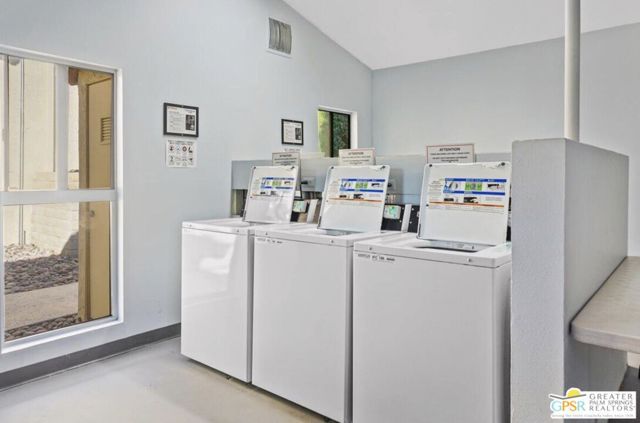 1421 N Sunrise Way 34, Palm Springs, CA 92262