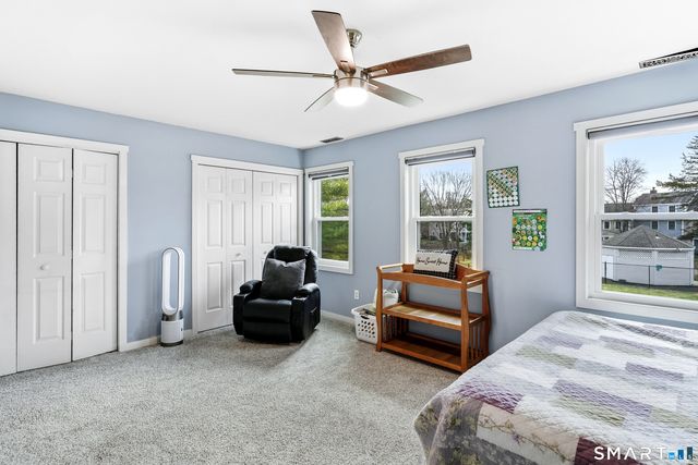 1 East Hayestown Road 15, Danbury, CT 06811