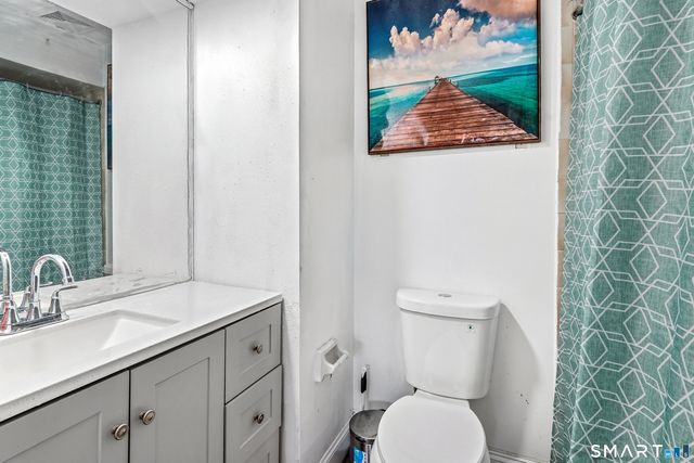 1 East Hayestown Road 15, Danbury, CT 06811