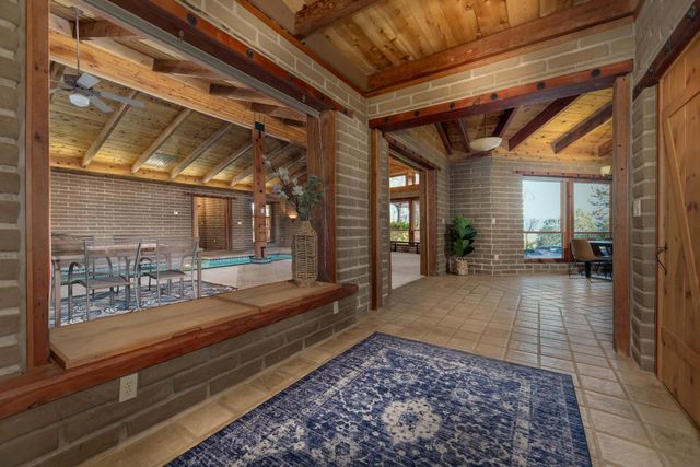 20990 Tiger Tail Rd, Grass Valley, CA 95949